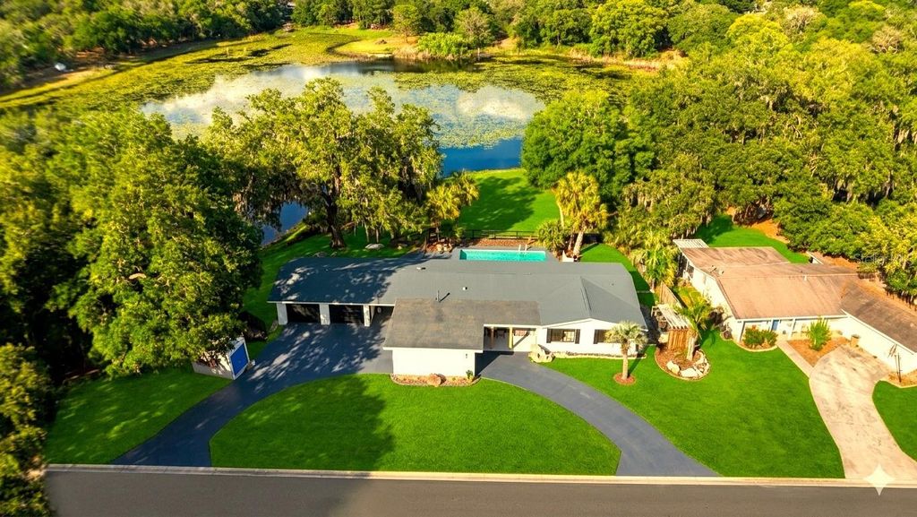 36245 E SPRING LAKE BOULEVARD, Fruitland Park, FL 34731