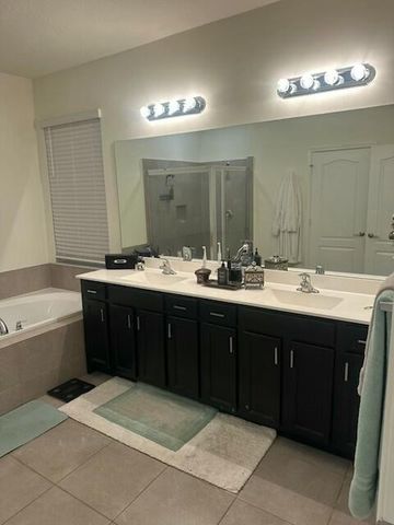 7401 NW Farnsworth Circle NW, Port St. Lucie, FL 34987