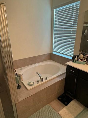 7401 NW Farnsworth Circle NW, Port St. Lucie, FL 34987