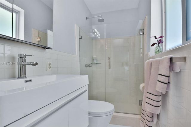 10610 NE 11th Ct, Miami Shores, FL 33138