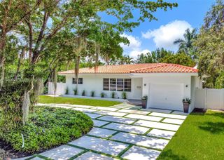 10610 NE 11th Ct, Miami Shores, FL 33138