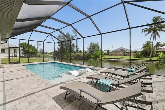 2001 SW 8TH COURT, Cape Coral, FL 33991