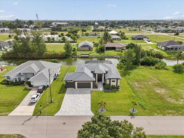 2001 SW 8TH COURT, Cape Coral, FL 33991