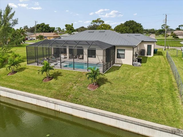 2001 SW 8TH COURT, Cape Coral, FL 33991