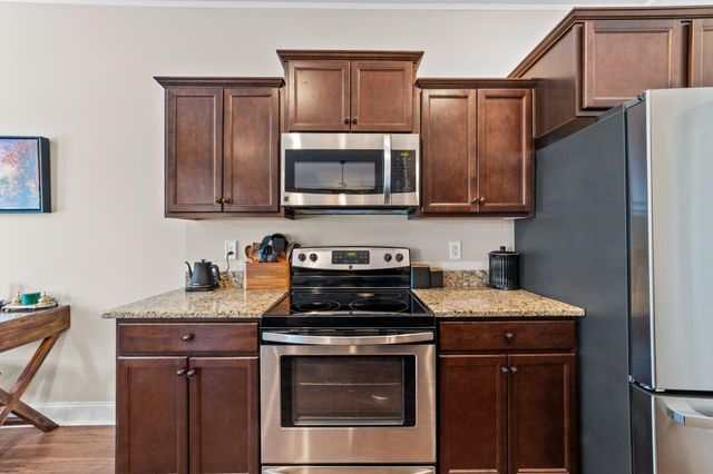 183 Ecum Secum Pl., Conway, SC 29527