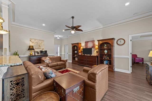 183 Ecum Secum Pl., Conway, SC 29527