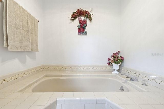 2322 MATTHEW CIRCLE, Deltona, FL 32738