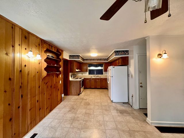 86 Bon-Haven Avenue, Winchester, KY 40391