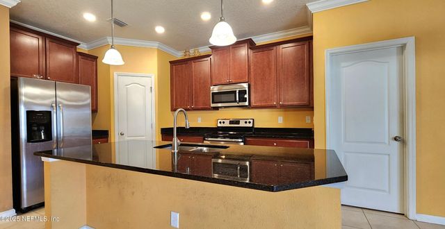 15762 BAINEBRIDGE Drive, Jacksonville, FL 32218