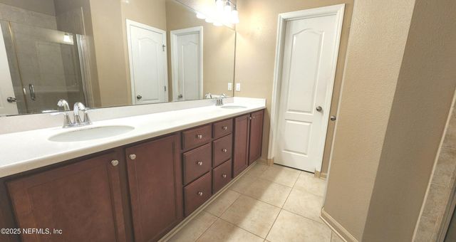 15762 BAINEBRIDGE Drive, Jacksonville, FL 32218