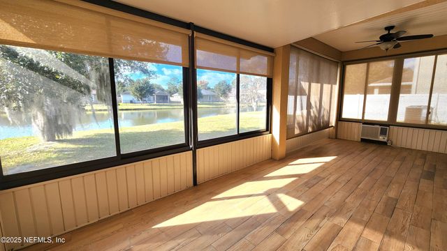 15762 BAINEBRIDGE Drive, Jacksonville, FL 32218