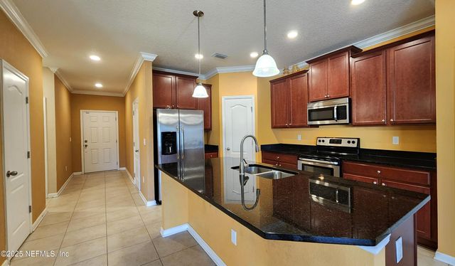 15762 BAINEBRIDGE Drive, Jacksonville, FL 32218