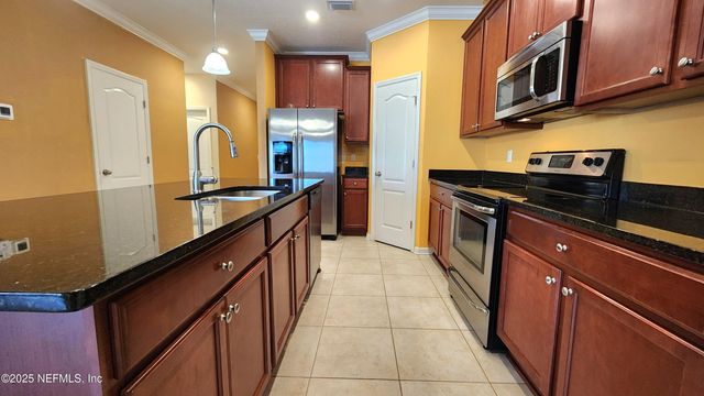 15762 BAINEBRIDGE Drive, Jacksonville, FL 32218