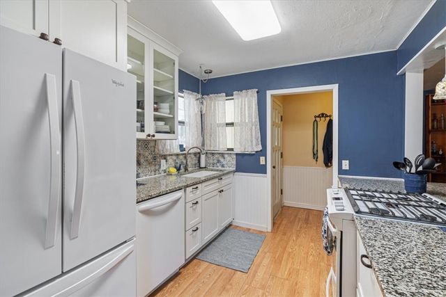 404 Henryetta, Springdale, AR 72762