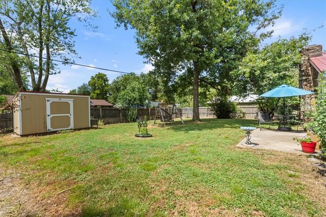 404 Henryetta, Springdale, AR 72762
