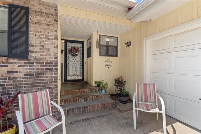 404 Henryetta, Springdale, AR 72762