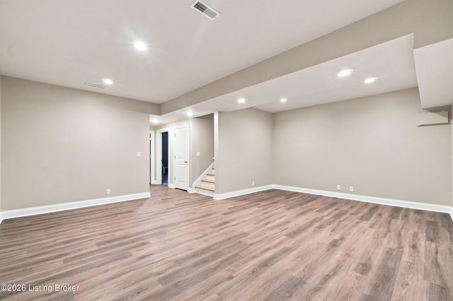6412 Passionflower Dr, Prospect, KY 40059