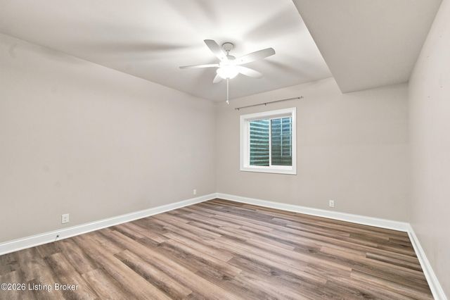 6412 Passionflower Dr, Prospect, KY 40059