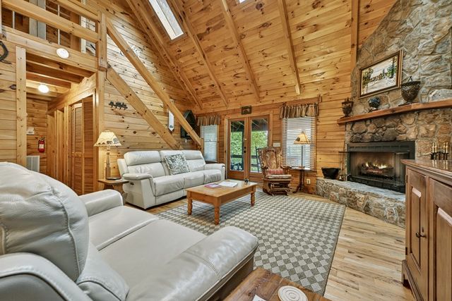 309 Katydid Road, Morganton, GA 30560