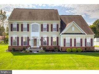 33 HEMPSTEAD DR, Newark, DE 19702