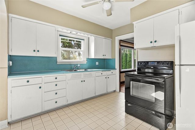 1082 W Smith, Bellingham, WA 98226