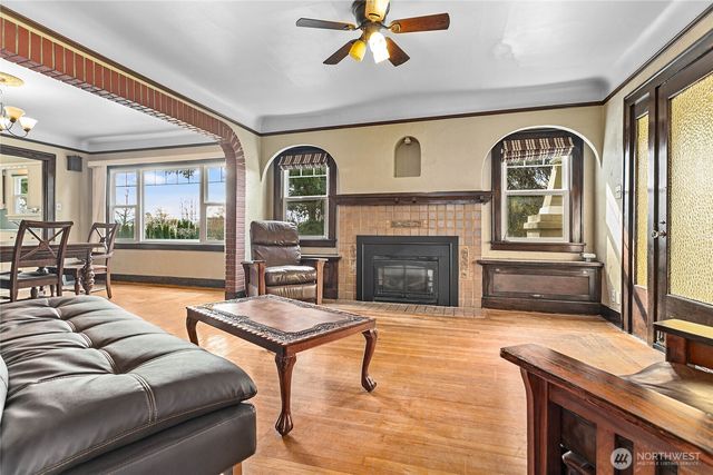 1082 W Smith, Bellingham, WA 98226