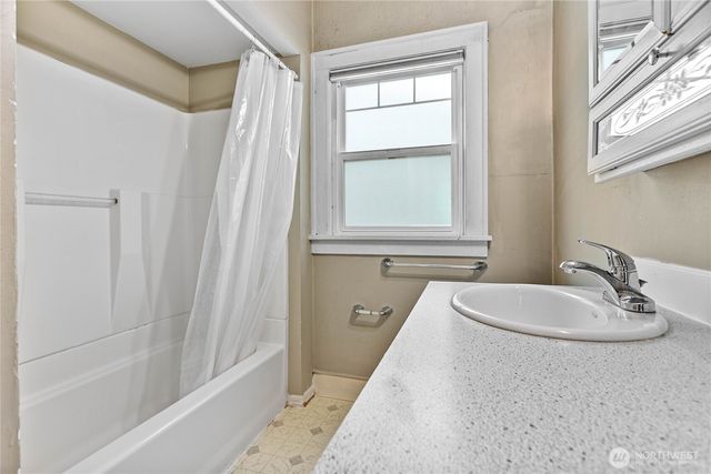 1082 W Smith, Bellingham, WA 98226