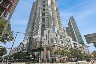 851 NE 1st Ave 1711, Miami, FL 33132