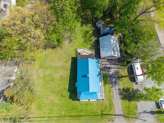 9 Ridge Road, East Greenbush, NY 12144