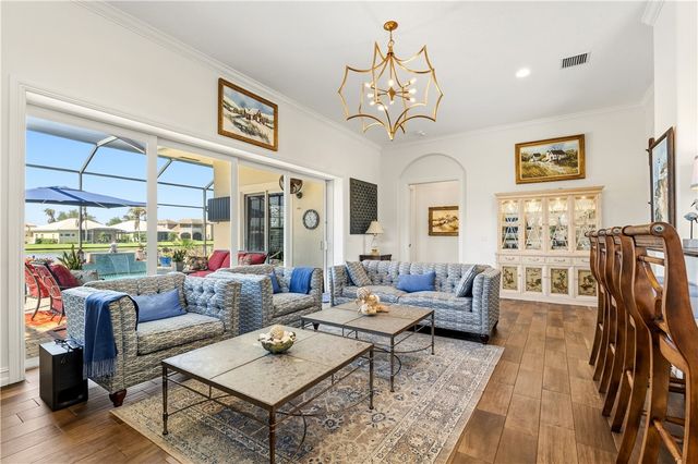 1070 River Wind Circle, Vero Beach, FL 32967