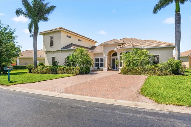 1070 River Wind Circle, Vero Beach, FL 32967