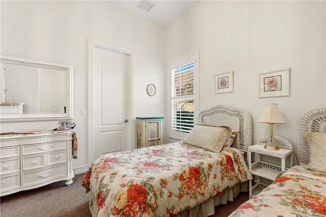 1070 River Wind Circle, Vero Beach, FL 32967