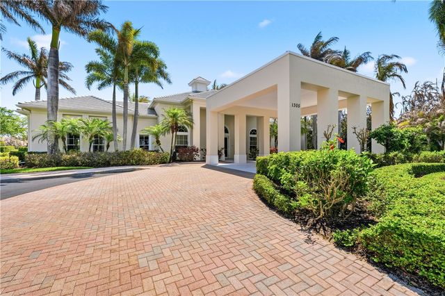 1070 River Wind Circle, Vero Beach, FL 32967