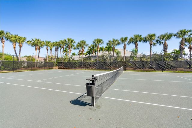 1070 River Wind Circle, Vero Beach, FL 32967