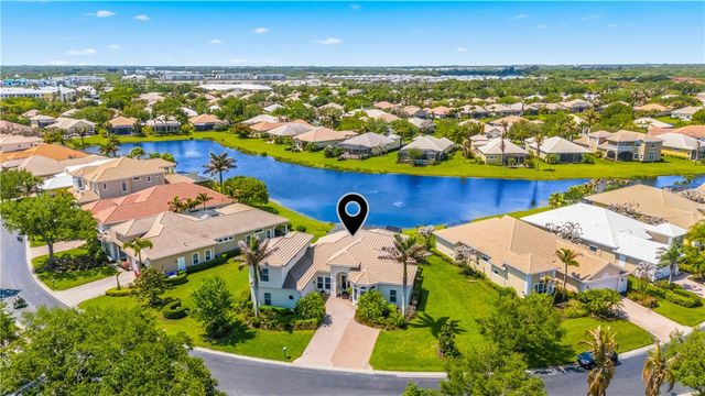 1070 River Wind Circle, Vero Beach, FL 32967