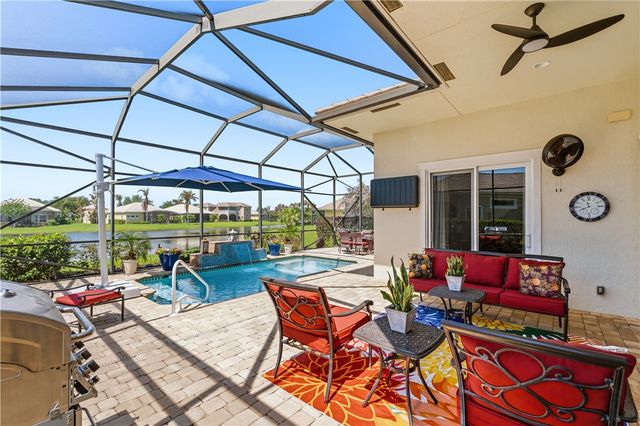 1070 River Wind Circle, Vero Beach, FL 32967