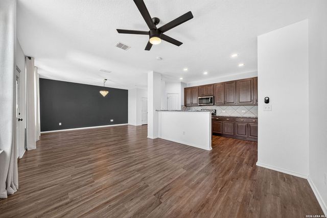 174 Buttercup Bnd, New Braunfels, TX 78130