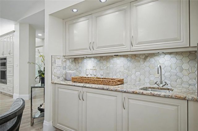 5186 TALLOWOOD WAY, Naples, FL 34116