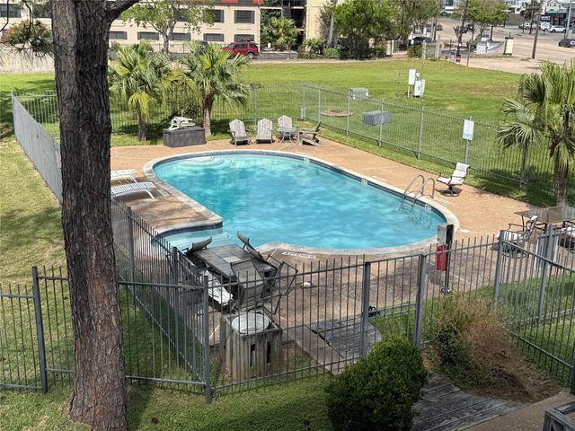 4011 Nasa Rd 1 Parkway 515, Seabrook, TX 77586