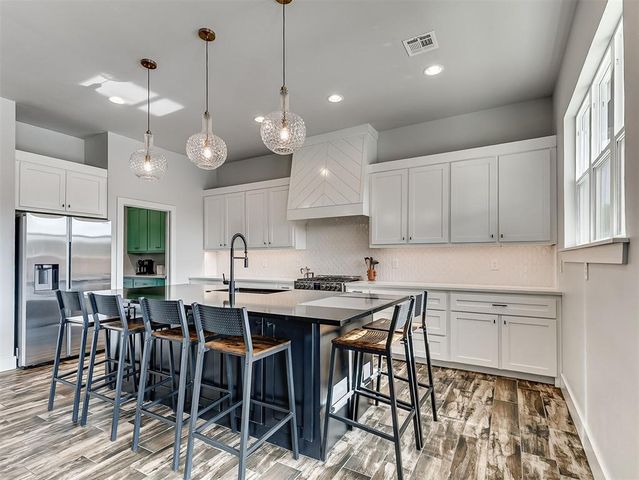 1728 Shaylee Lane, Choctaw, OK 73020