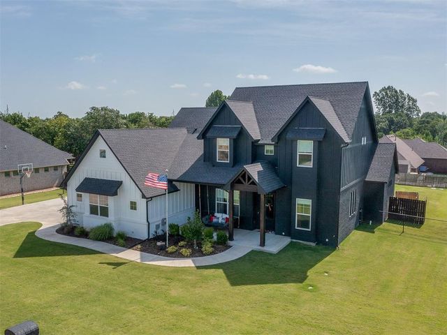 1728 Shaylee Lane, Choctaw, OK 73020