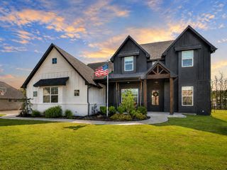 1728 Shaylee Lane, Choctaw, OK 73020