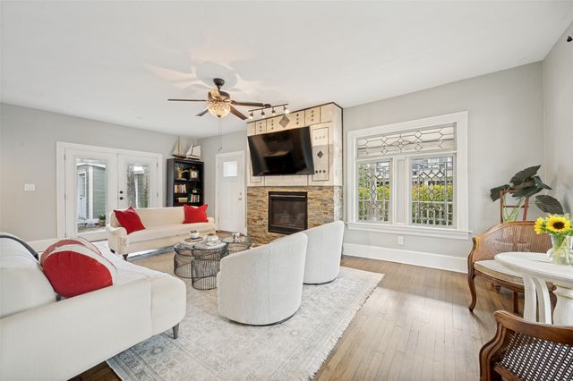 5602 Reiger Avenue, Dallas, TX 75214