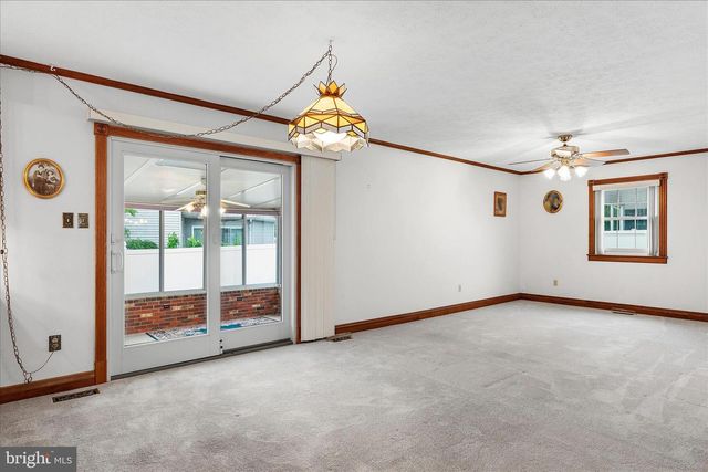 442 WILLIAMSTOWNE CT, Millersville, MD 21108