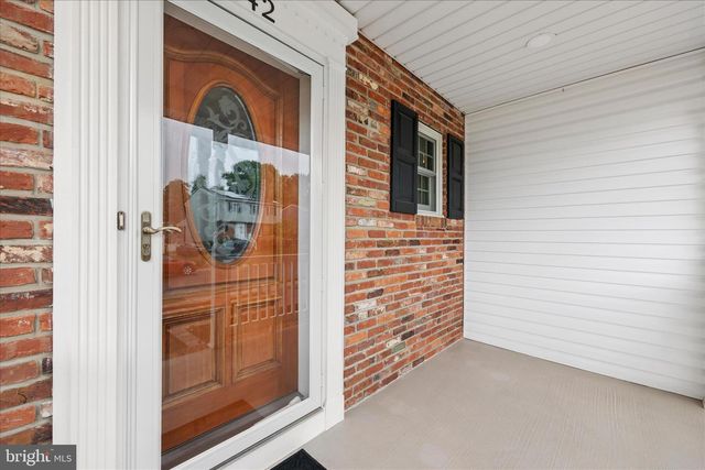 442 WILLIAMSTOWNE CT, Millersville, MD 21108