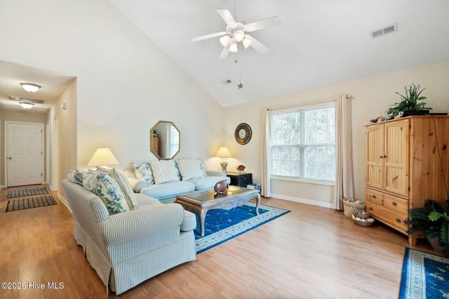 143 NE 4th Street, Oak Island, NC 28465