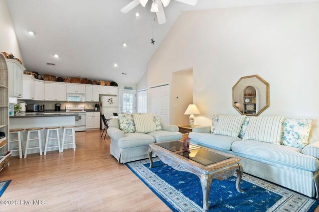 143 NE 4th Street, Oak Island, NC 28465