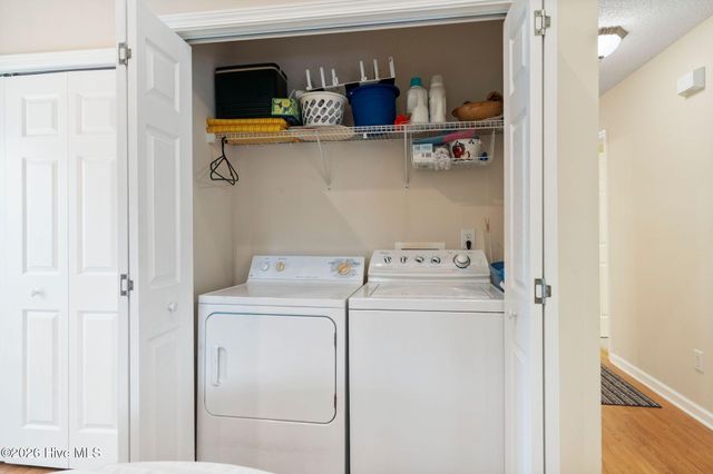 143 NE 4th Street, Oak Island, NC 28465
