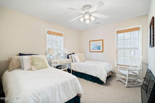 143 NE 4th Street, Oak Island, NC 28465