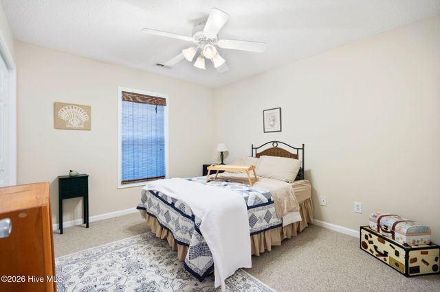 143 NE 4th Street, Oak Island, NC 28465